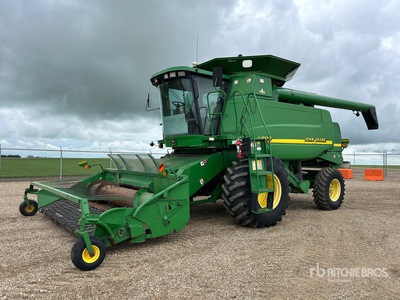 2000 John Deere 9650 Combine Harvester