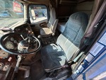 Cab with Seats/armrests