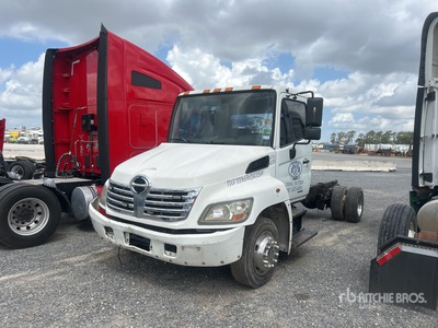 2008 Hino 258 4x2 Cabina y chasis (Inoperable)