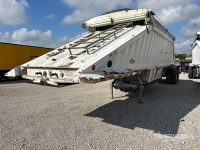 2017 Manac 4C240A200 40 ft T/A Rimorchio a fondo mobile materiale sfuso