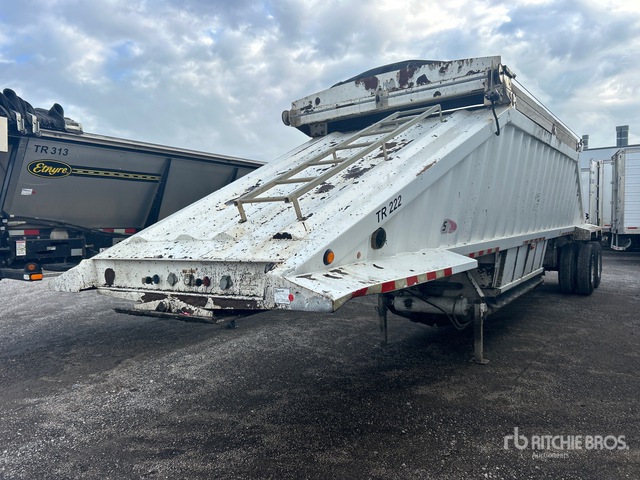2017 Manac 4C240A200 40 ft T/A Belly Dump Trailer