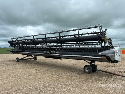 Massey Ferguson 9250 Dyna Flex  35 ft Flex Draper Combine Header