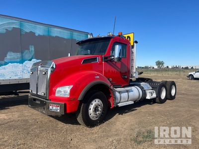 2020 Kenworth T880 6x4 T/A Day Cab Truck Tractor