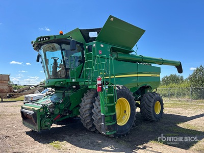 2015 John Deere S690 Cosechadora