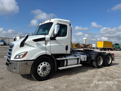 2021 Freightliner Cascadia 116 6x4 T/A Day Cab Truck Tractor