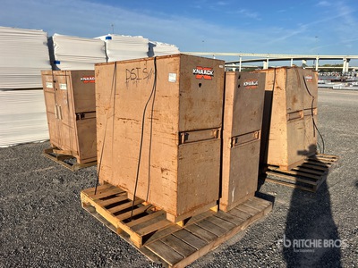 Quantity of (8) Knaack 109 Boîte de chantier