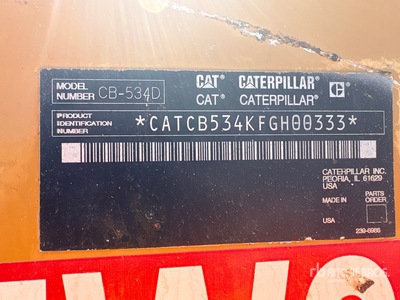 2004 Cat CB-534D Compacteur  double bille