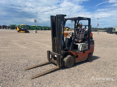 1990 TCM 4600 lb Cushion Tire Forklift