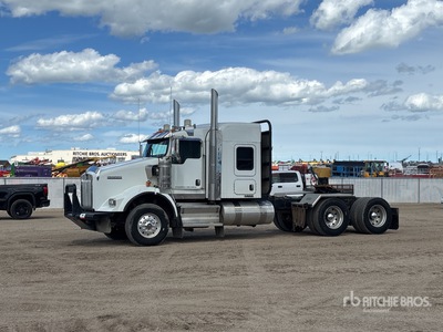 2011 Kenworth T800 6x4 T/A Sleeper Truck Tractor