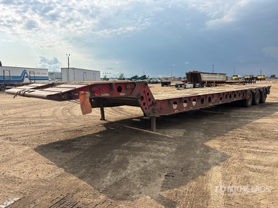 2009 Gerrys 52 ft Tri/A Folding Neck Trailer