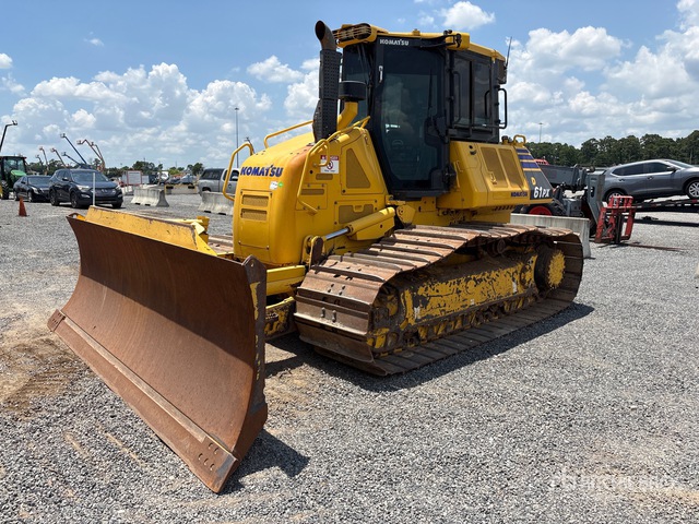 2024 Komatsu D61PX-24 Crawler Dozer