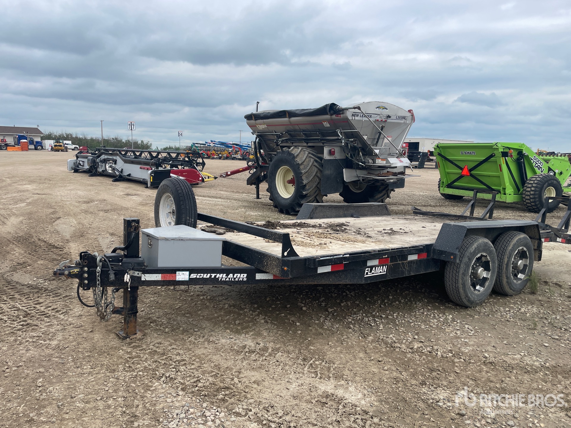2022 Southland LB16T-16 18 ft T/A Equipment Trailer