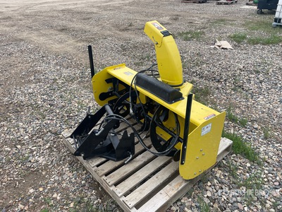 2022 John Deere 54 in Sneeuw blazer
