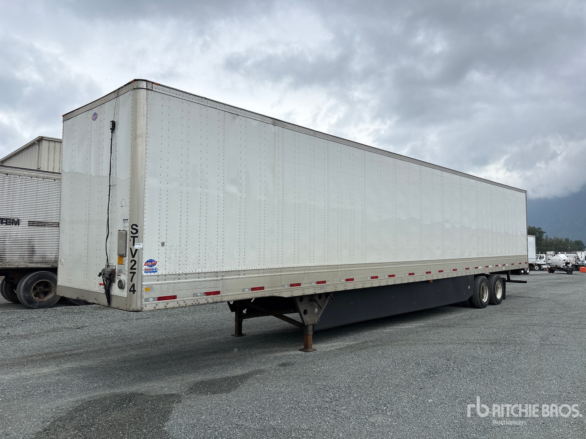 2024 Utility 4000D-X 53 ft x 102 in T/A Van Trailer
