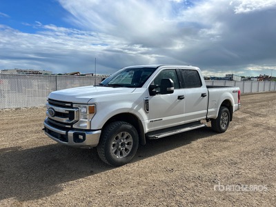 2022 Ford F-250 XL 4x4 Crew Cab Pickup