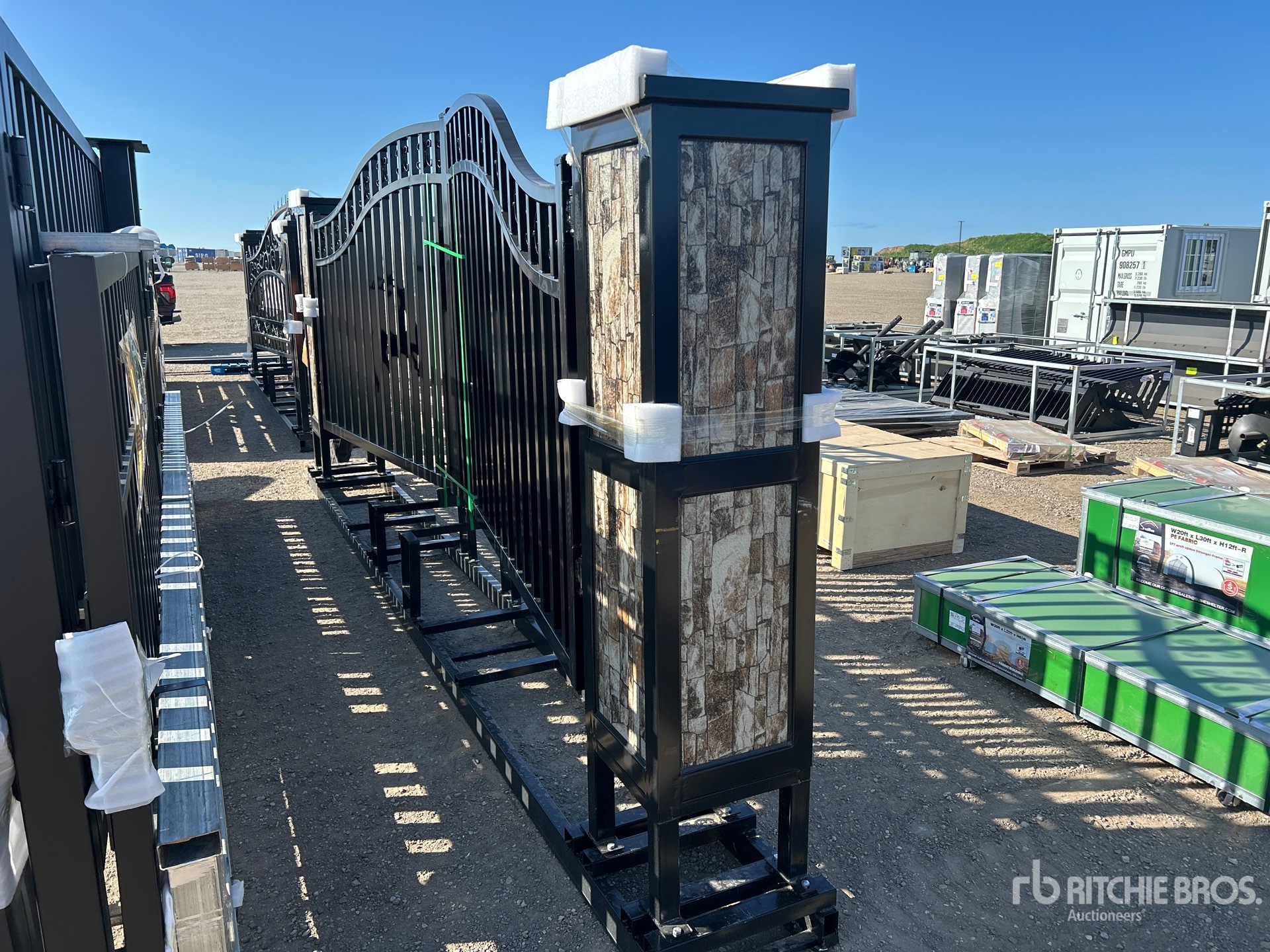 2026 Suihe NFG-20FGP-E 19 ft x 8 ft Steel Bi-Parting Driveway Gate (Unused)