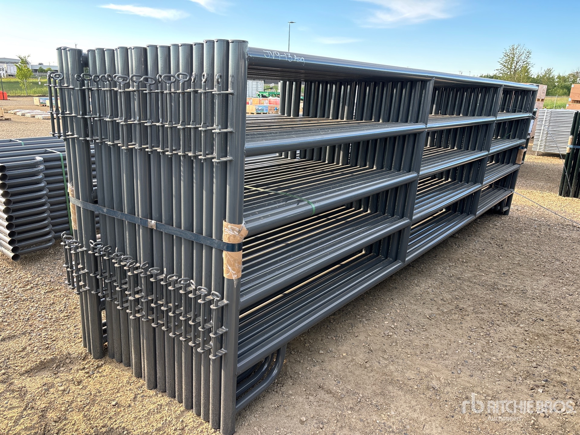 Quantity of (18) 2026 BYT MSP160 16 ft Magnum Ranch Livestock Panel (Unused)