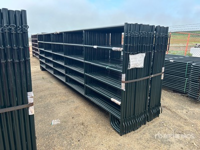Quantity of (24) 2026 BYT PNL200 5 Ft 6 In High 6 Rail 20 Ft Recinto per bestiame (Unused)