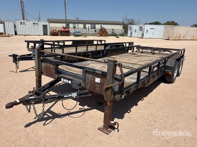 2014 PJ U8202 20 ft T/A Utility Trailer