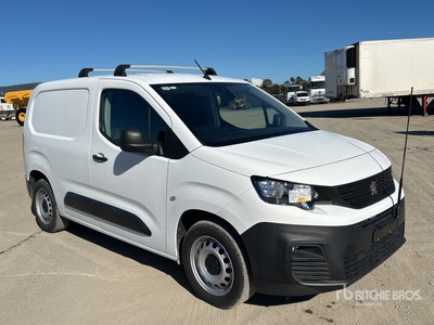 2022 Peugeot Partner Minivan