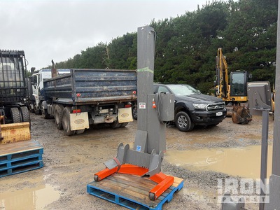2020 Finkbeiner EHB1005 Electric Truck Hoist