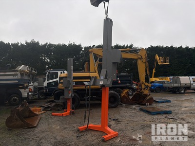 2019 Finkbeiner EHB1005 Electric Truck Hoist