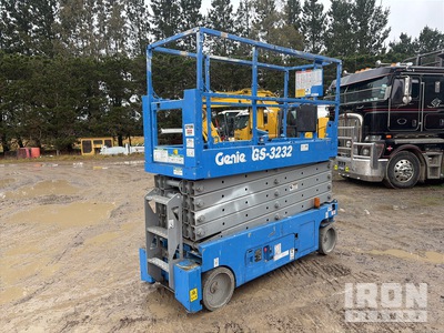 2012 Genie GS-3232 Electric Scissor Lift