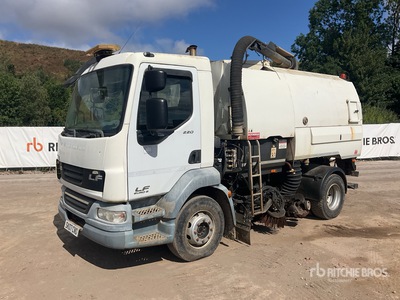 Johnston on 2007 DAF LF55.160 Sweeper Truck