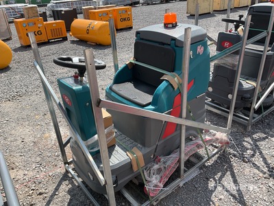 2026 FS K9 Ride-On Electric Limpiadora de Pisos (Sin Usar) / Laveuse de sol (Unused)