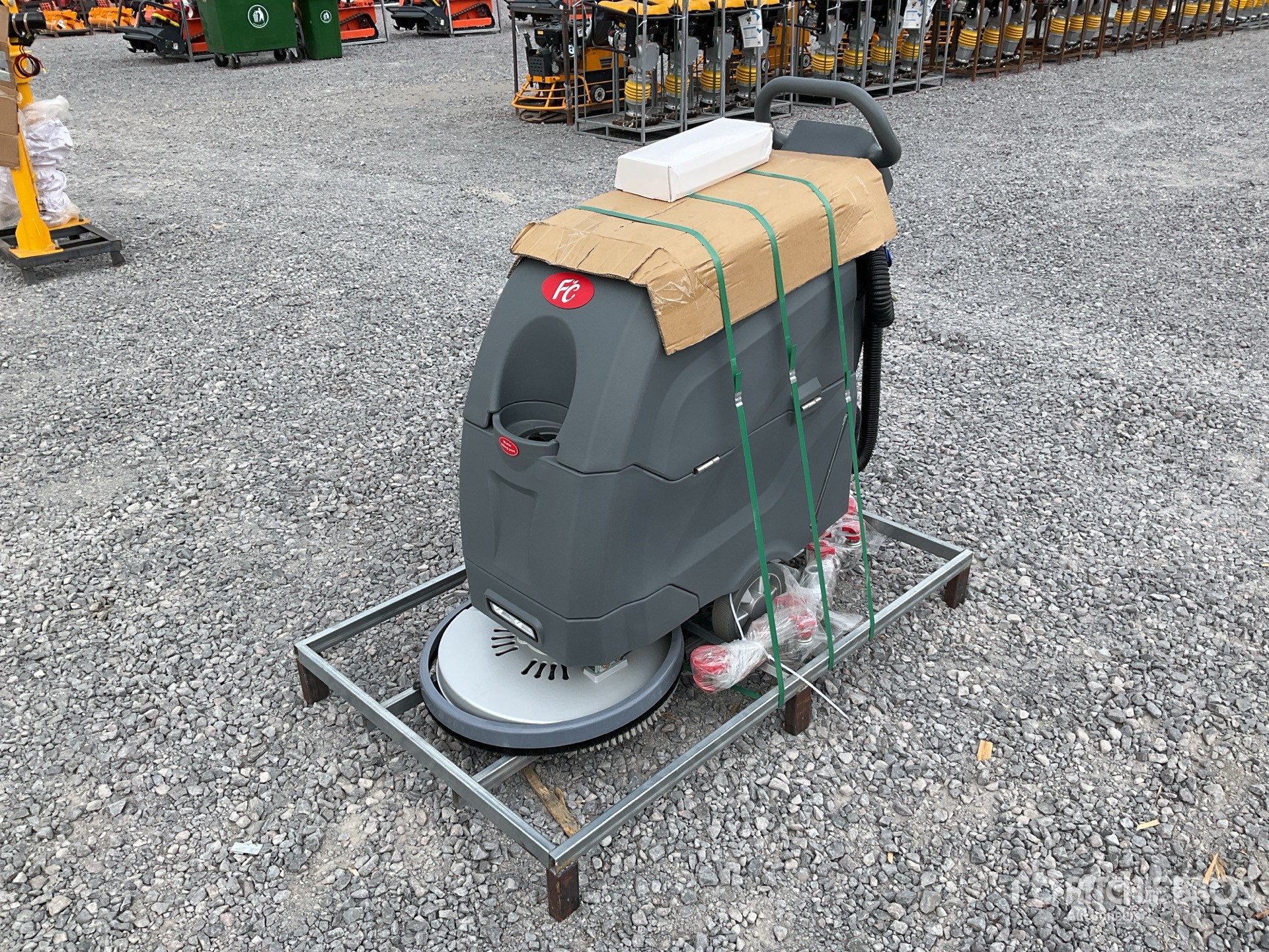 2026 FS K7 Walk-Behind Electric Limpiadora de Pisos (Sin Usar) / Floor Scrubber