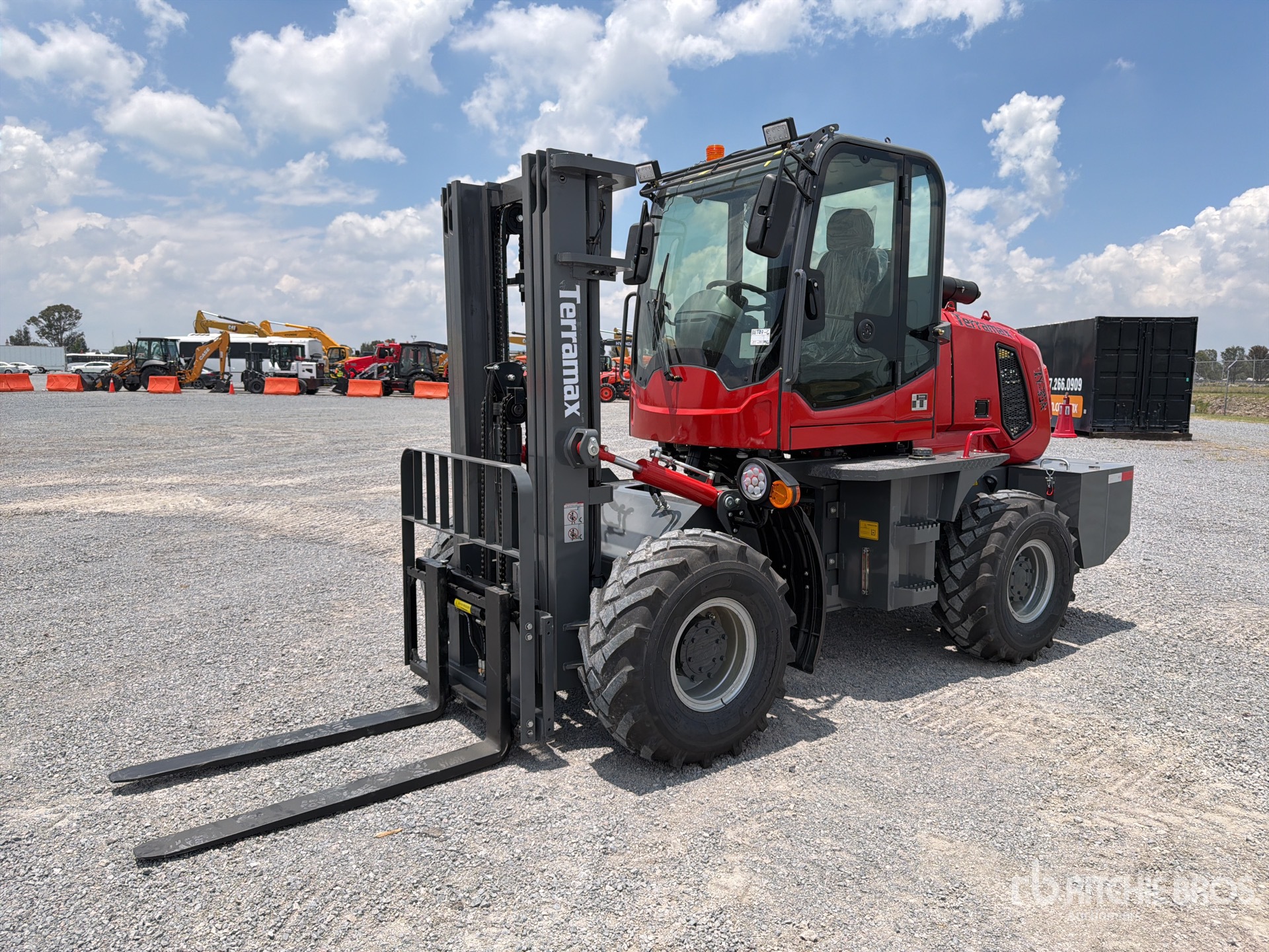 2026 Terramax ZY-35A 7700 lb 4x4 Montacargas Todo Terreno (Sin Usar) / Rough Terrain Forklift (Unused)