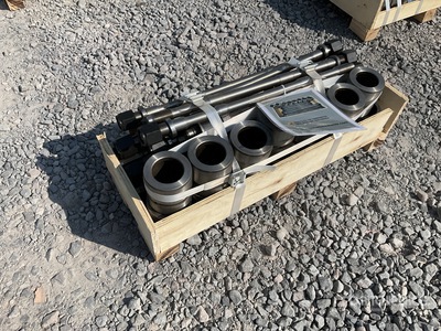 2026 SDCH SDCH680/750BFT Lote de Bujes, Cubiertas Delanteras y Pernos Para Martillo Hidraulico (Sin Usar) / Inner Bush, Front Cover, Through Bolt Attacco per escavatore (Unused)