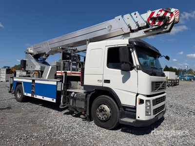 2007 Volvo FM300 4x2 with Bronto S34 MDT 34m Boom
