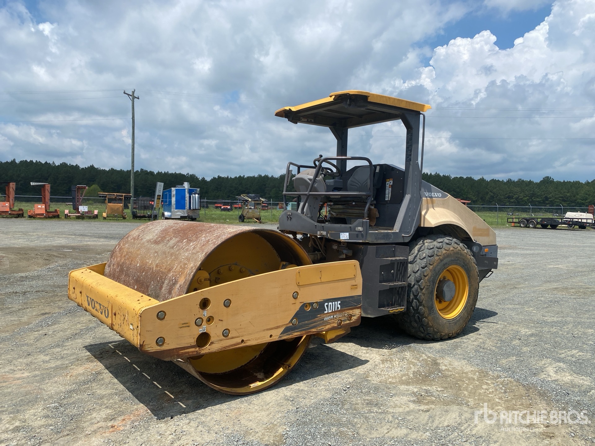 2014 Volvo SD115 Smooth Drum Compactor