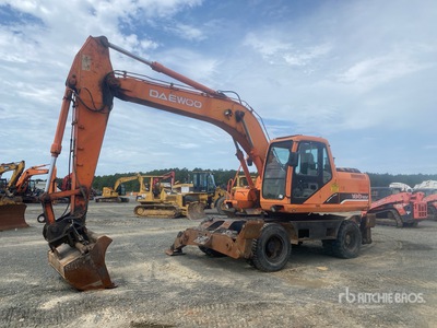 2003 Daewoo S180W-5 Pelles sur Pneus