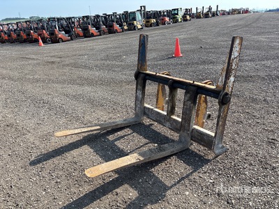 H & H 52 in Q/C Wheel Loader Forks - Fits John Deere 544J