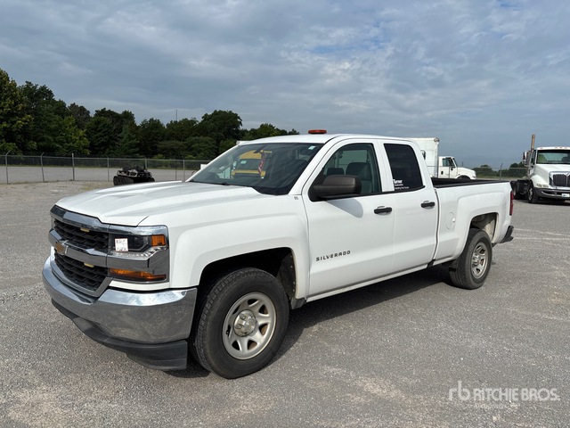 2016 Chevrolet Silverado 1500 4x2 Crew Cab Pickup