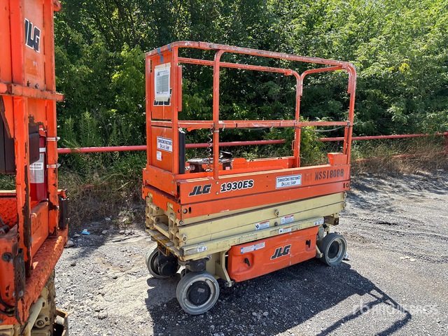 2018 JLG 1930 ES Electric Scissor Lift