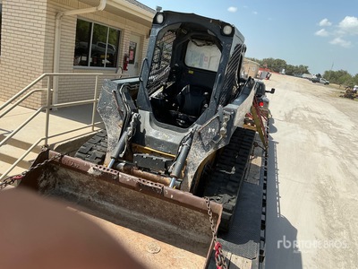 2015 John Deere 323E Kompaktlader