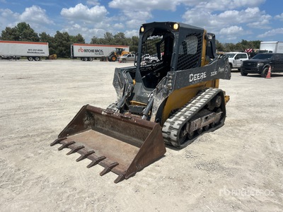 2015 John Deere 323E Compact Track Loader