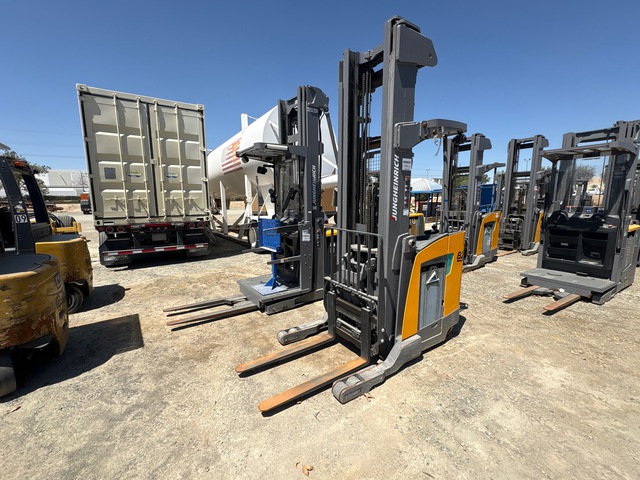 2020 Jungheinrich ETR235 Electric Forklift