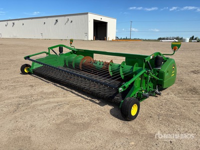 2017 John Deere 615P 15 ft Combine Pickup Header