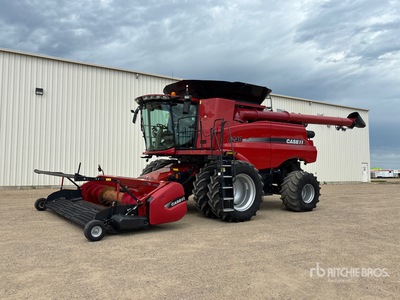 2015 Case IH 8240 Combine Harvester