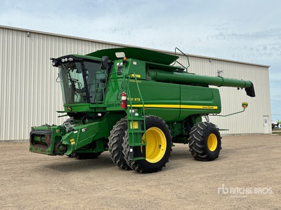 2011 John Deere 9870 STS Moisonneuse-batteuse