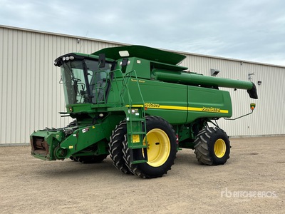 2006 John Deere 9860 STS Combine Harvester