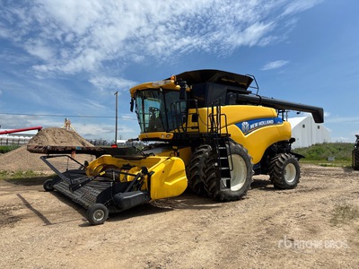 2012 New Holland CR8090 Moissonneuse-batteuse