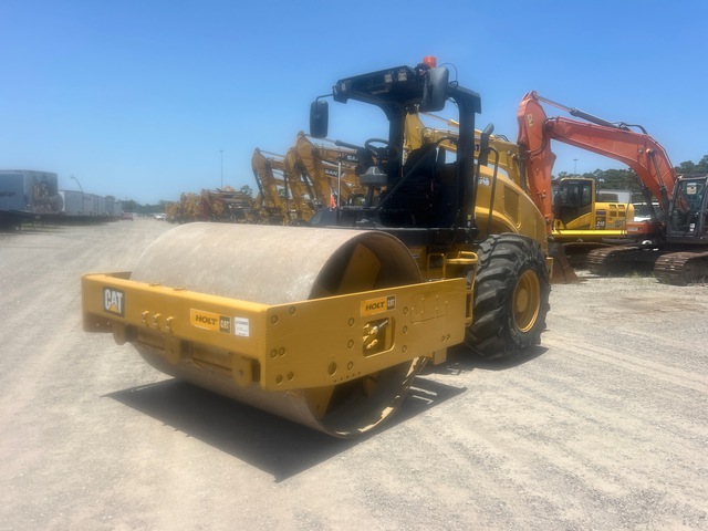 2022 Cat CS56B Smooth Drum Compactor