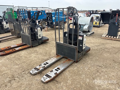 2012 Crown PE4500-60 1500 lb Electric Pallet Jack