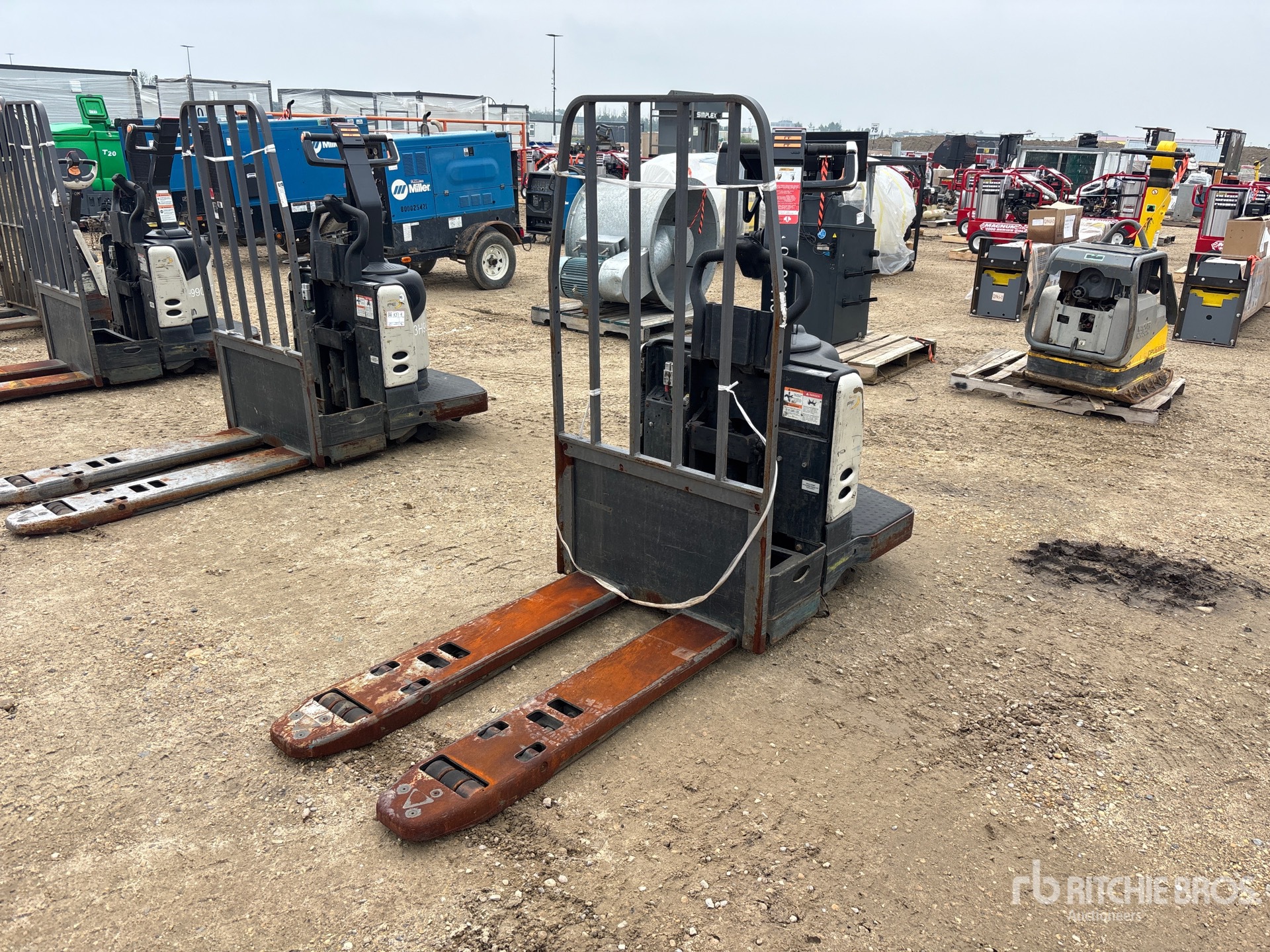 2012 Crown PE4500-60 1500 lb Electric Pallet Jack