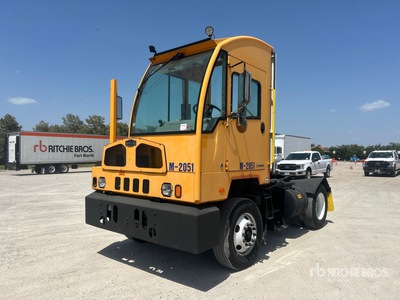 2019 Autocar XSpotter 4x2 Spezial-Sattelzug